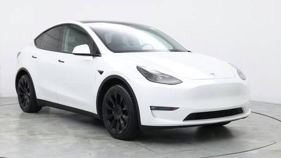 TESLA MODEL Y 2023 7SAYGDEE1PF747101 image
